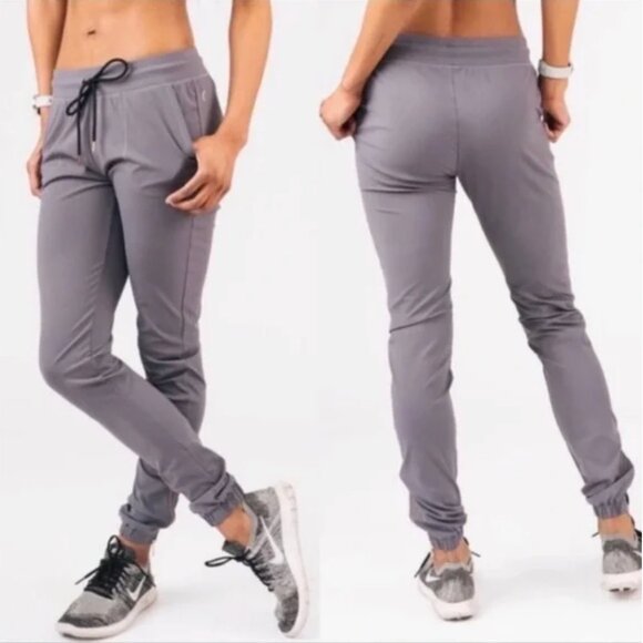 Zyia Active Peak Joggers Gray w/ Gold Zipper Detail Pockets Stretch Comfy Pants - Picture 1 of 13